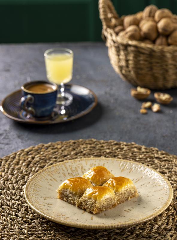 Cevizli Ev Baklava