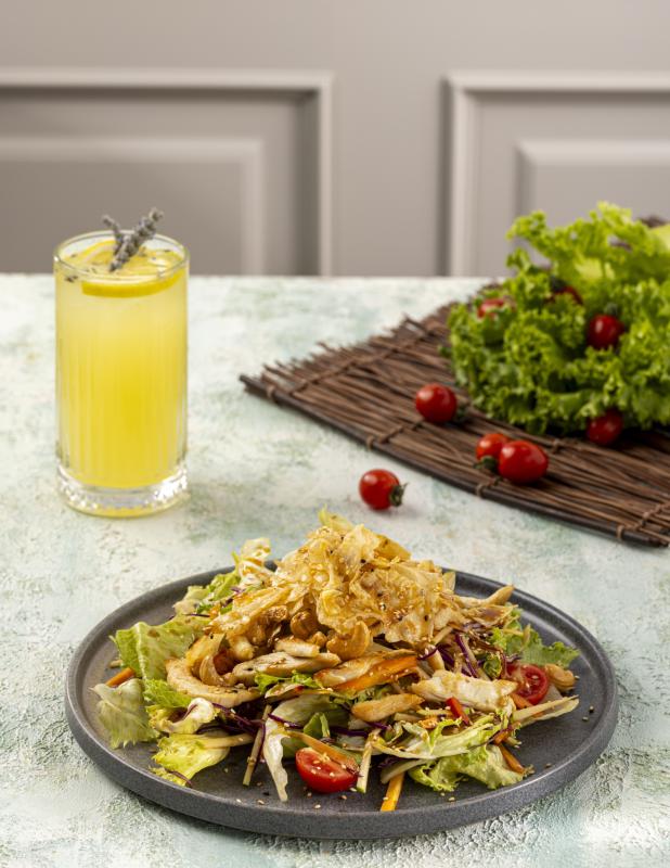 Teriyaki Tavuklu Fit Salata