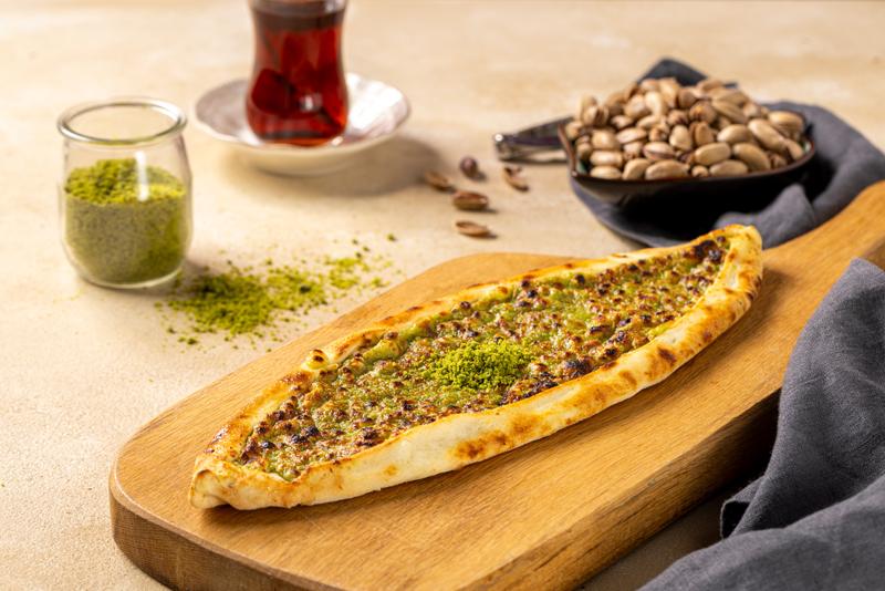 Fıstıklı Maraş Pidesi